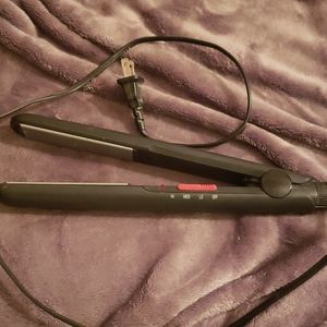 Flat iron